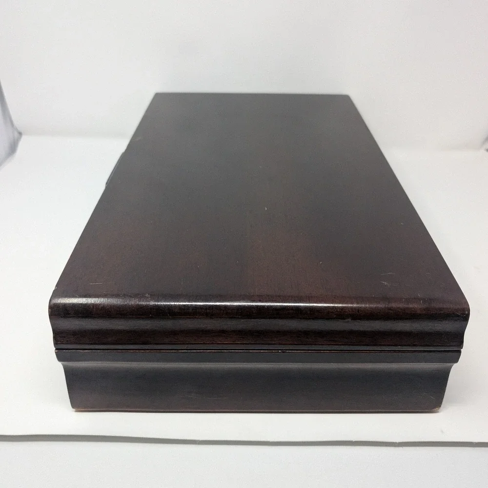 Tudor Plate Oneida Dark Wood Silverware Box Tarnish Resistant 19.5x11.25x4 Chest